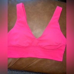Lululemon Align V Neck Bra